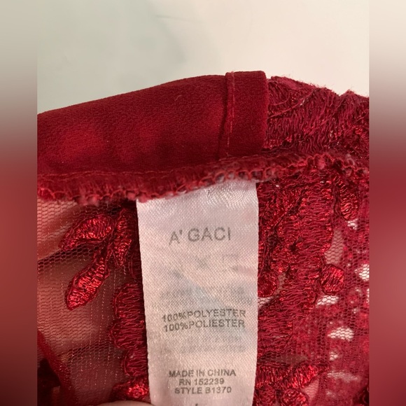 A’Gaci sheer red halter top. Excellent used vintage condition - Picture 7 of 7